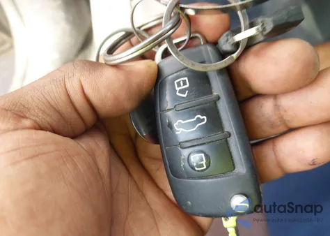 2015 Audi A3 2.0T Premium из США, поврежденный, VIN WAUBFGFF4F1121111